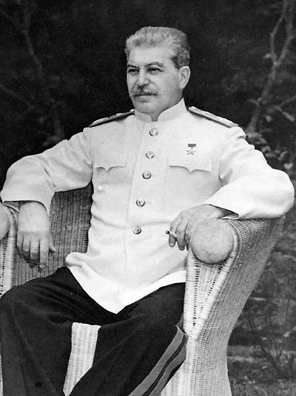 Josef Stalin fotograferad vid Potsdam 1945.