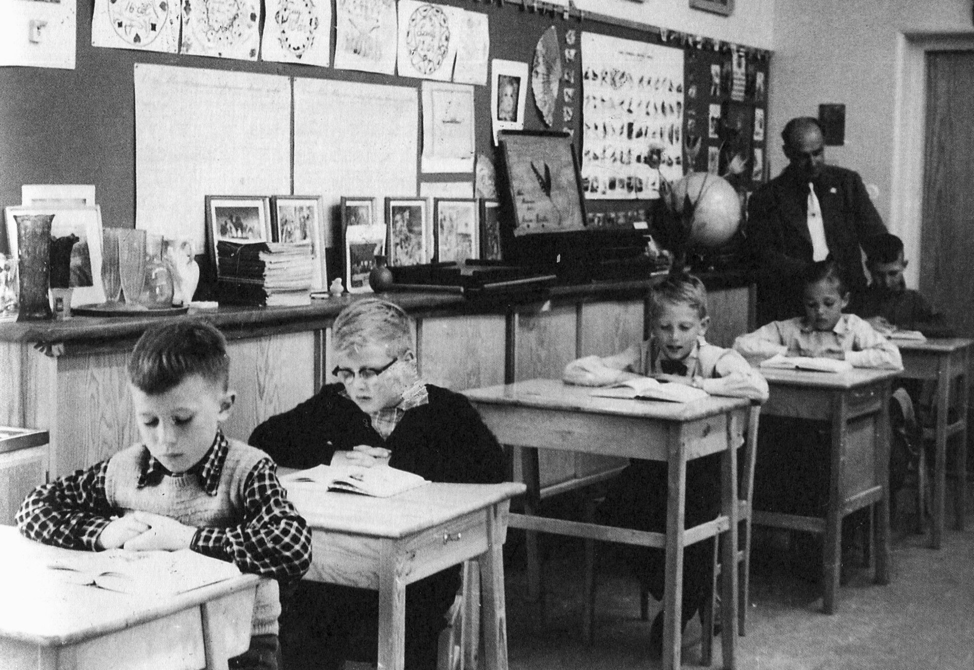 Klassrum i Stora Vika skola under 1950-talet.