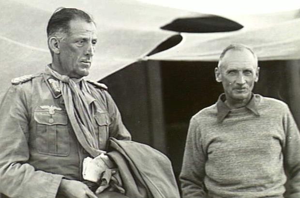 Von Thoma och Bernard Montgomery efter El Alamein