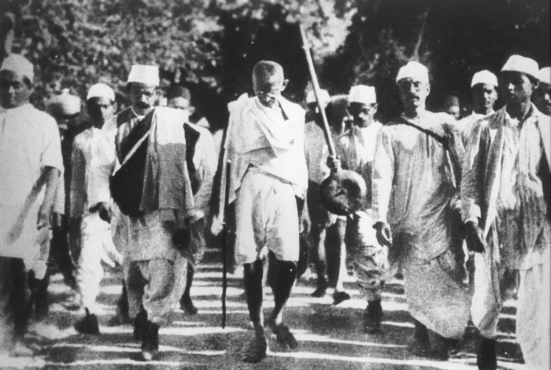 Mahatma Gandhi under Saltmarschen 1930.