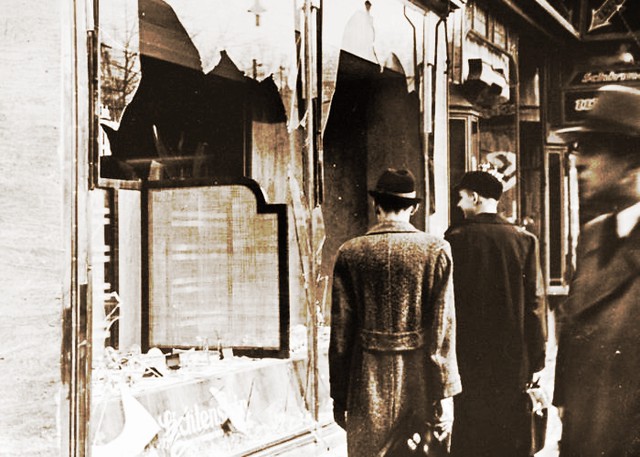 Förstörelse efter Kristallnatten, november 1938