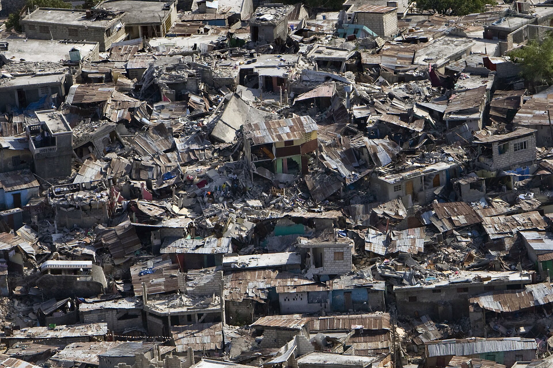 Skador efter jordbävningen på Haiti 2010