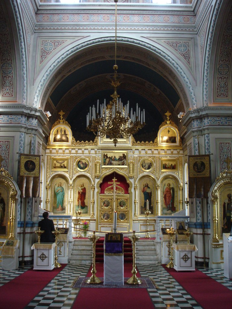 Ikonostas i Tampere ortodoxa kyrka.